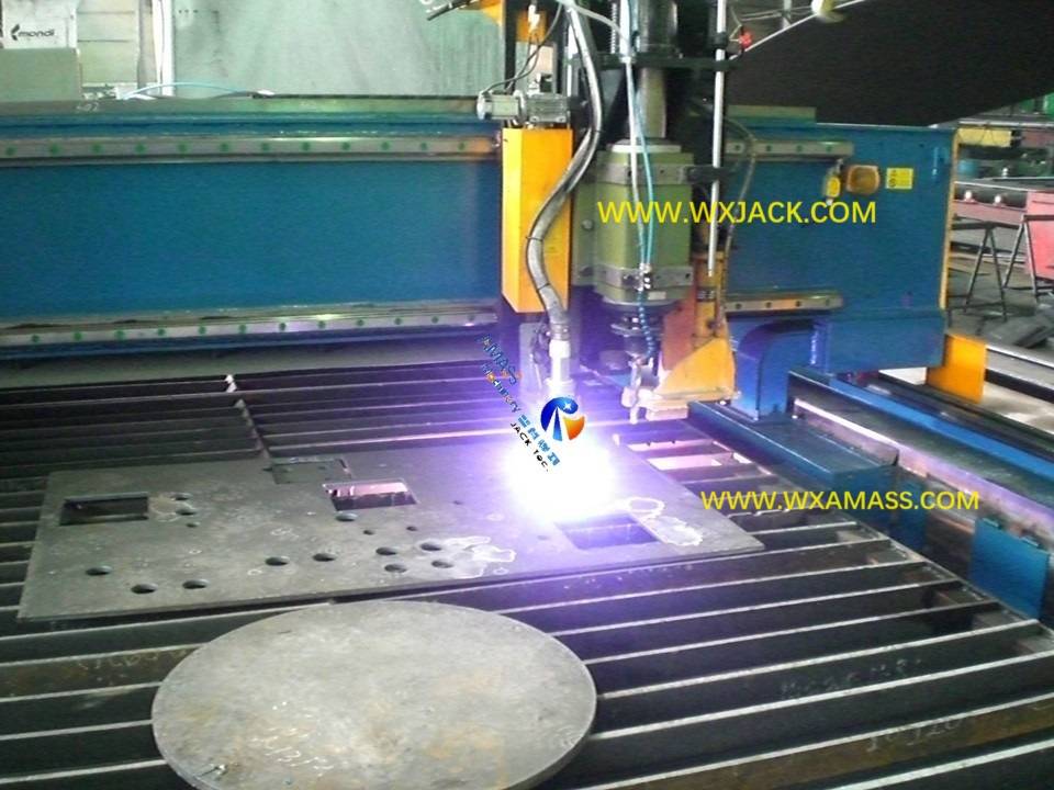 1 Máquina perforadora y cortadora de placas CNC 1