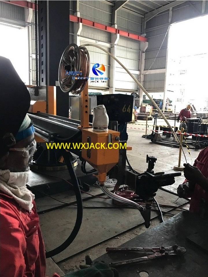 Columna de soldadura de uso industrial y boom para piezas de cilindro