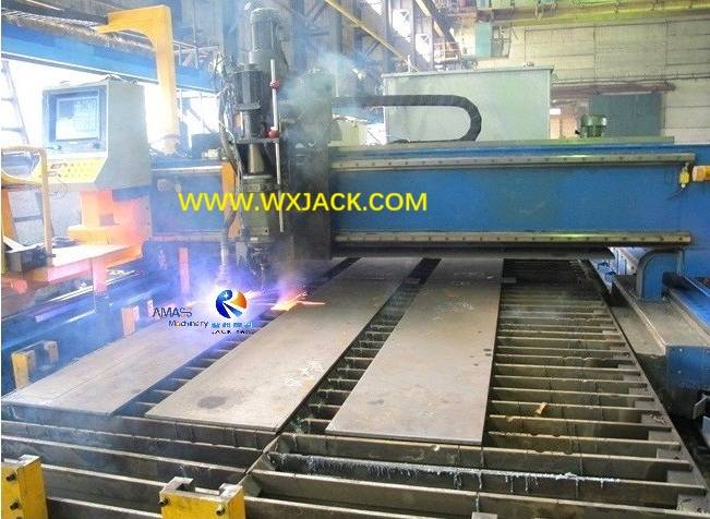 Fig5 Máquina de corte y perforación de CNC 20