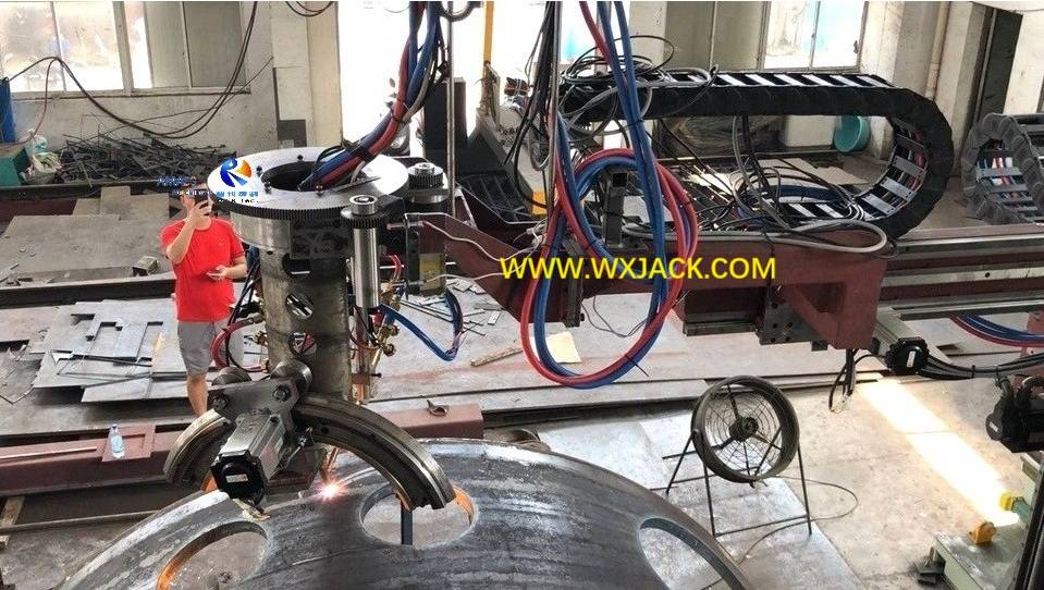 7 ejes 2500/9 Máquina de corte de tubería CNC de servicio pesado y plasma
