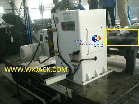 Fig1 M&aacute;quina de fresado de haz de acero peque&ntilde;o 102 CIMG2051