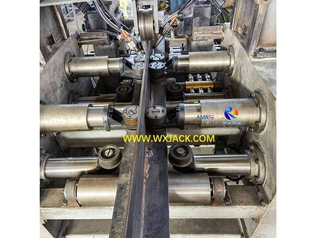 M&aacute;quina soldadora para fabricaci&oacute;n de vigas 4 3 en 1 H 257