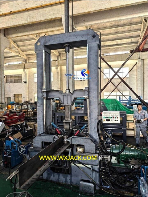 2 M&aacute;quina de soldadura por puntos y ensamblaje de vigas IH 36 IMG_20250426_090757