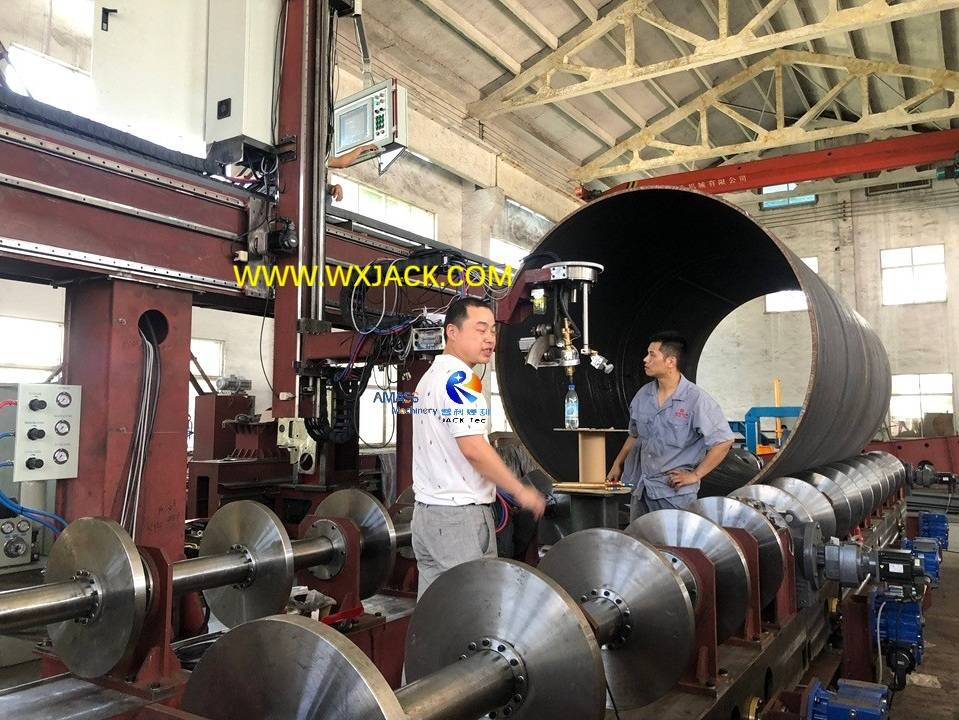Máquina cortadora de tubos CNC grande de 7 ejes