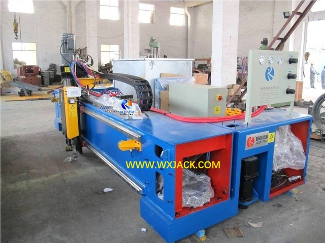 15 Máquina de corte y perforación de CNC 19 IMG_2914