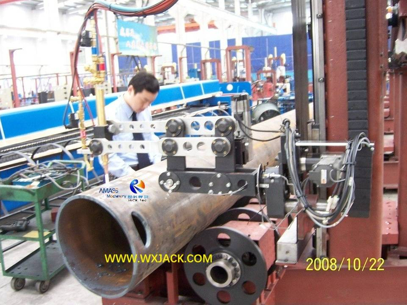 Medio de control sofisticado CP6-1400/15 Máquina de corte de intersección de tubería CNC