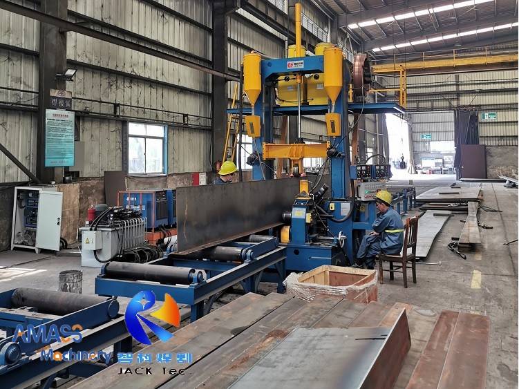 4 T Beam Fabrication Machine 15.jpg