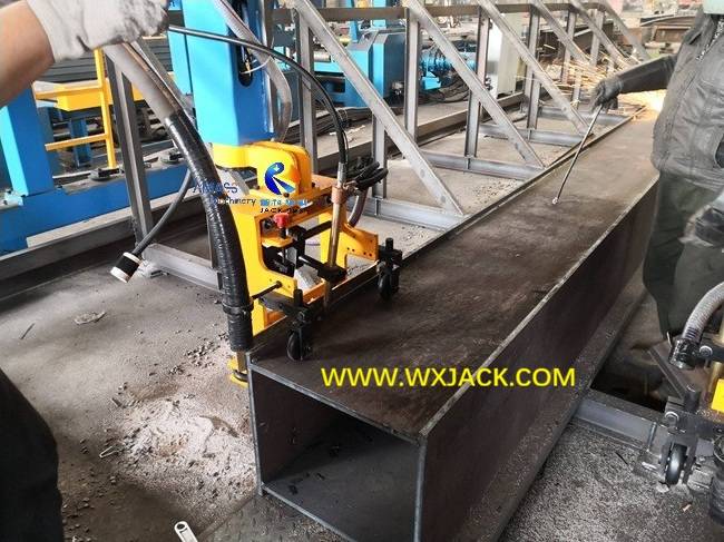 Máquina de soldadura con sierra de pórtico para vigas Fig2 BOX IH 56