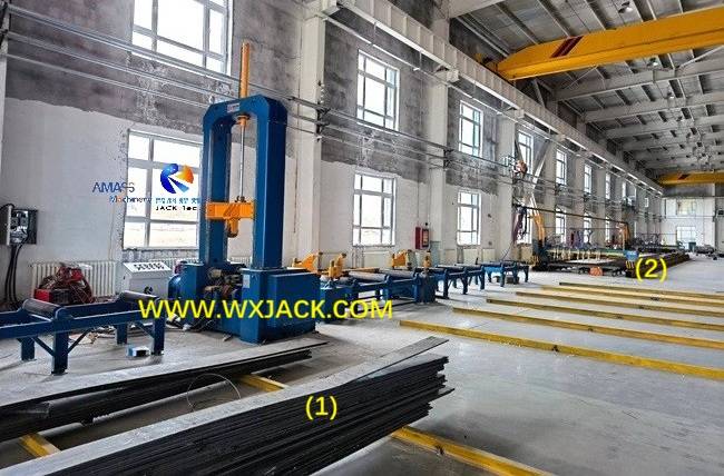 Fig. 1 Máquina de ensamblaje de vigas IH 11