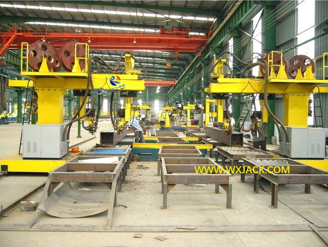 M&aacute;quina de soldadura de vigas de 6 CAJAS