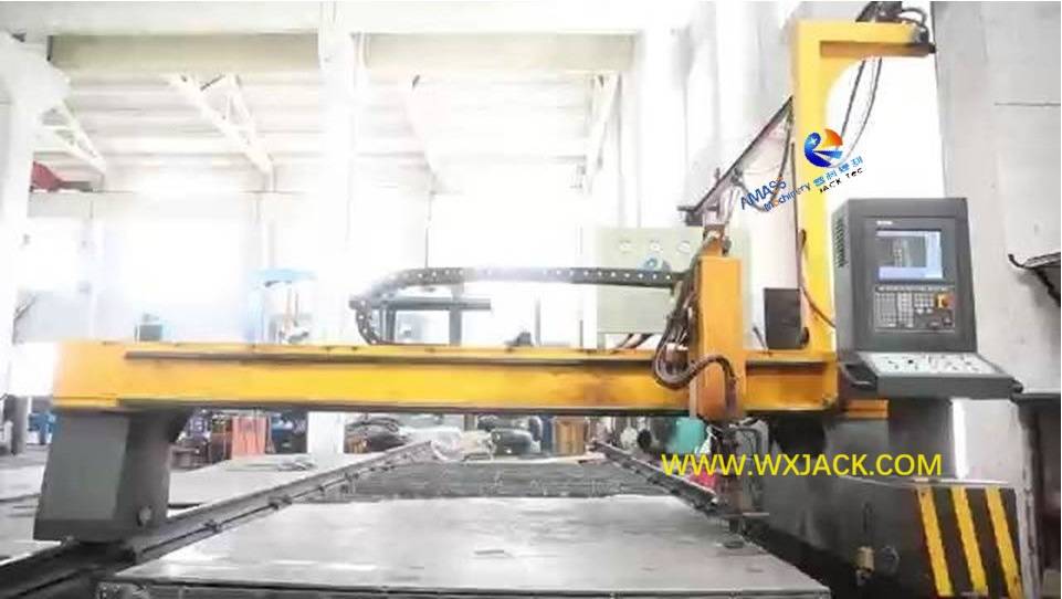 1 CNC Plate Cutting Machine.jpg