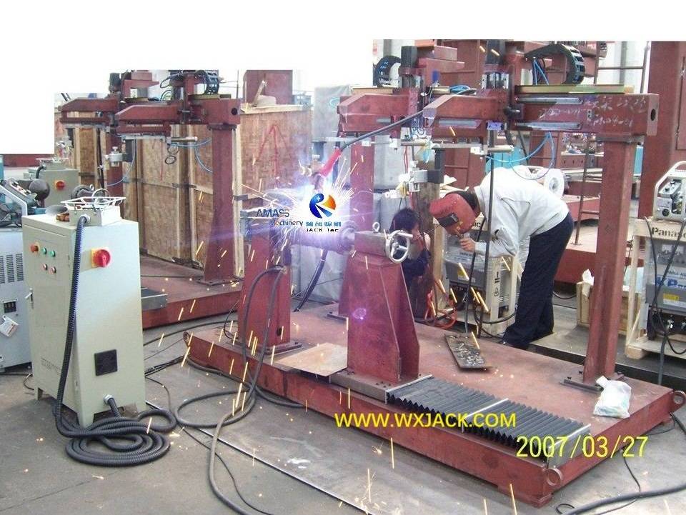Máquina de soldadura circunferencial de cuerpo de 3 cilindros 3