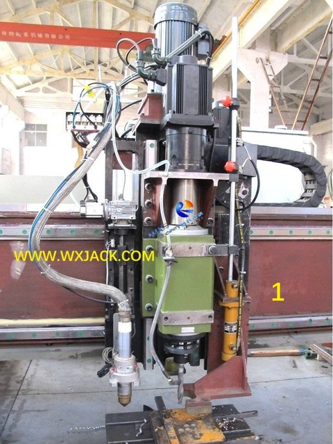 1 máquina de perforación y corte de CNC 13 IMG_2817