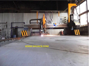 Máquina de corte de plasma de plasma y tira de llama 4m CNC