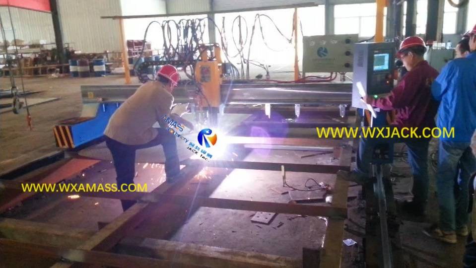 5 CNC Plate Cutting Machine.jpg