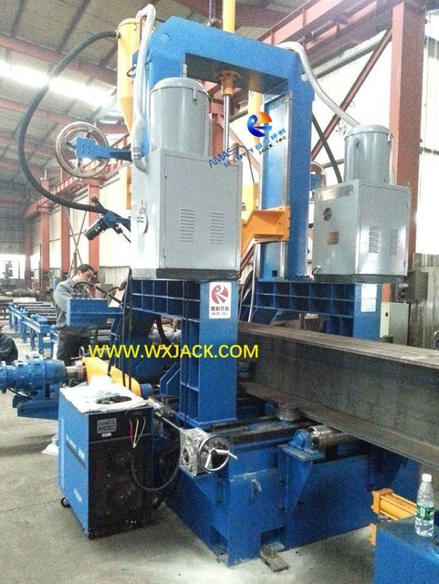 9 M&aacute;quina soldadora de vigas H tres en uno 3