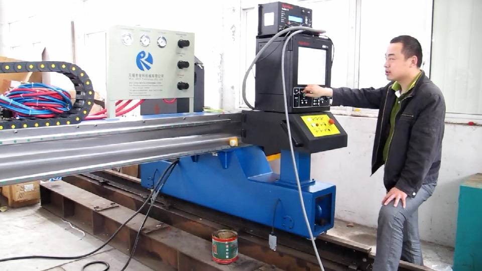 6 CNC Plasma Cutting Machine 2.jpg