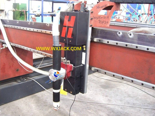 2 Máquina cortadora de plasma CNC 6