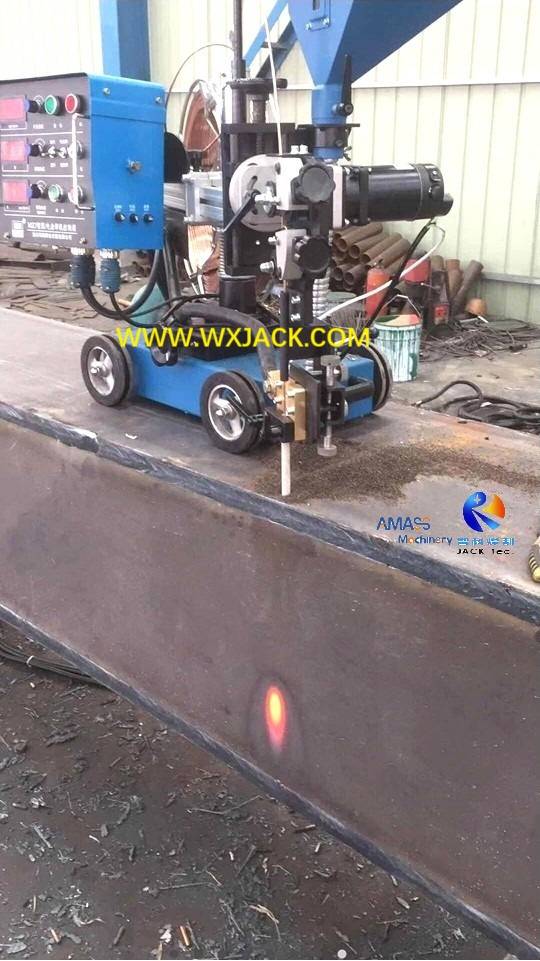 XD15 Máquina de soldadura de electroestroslag de boquilla consumible con sobreventa