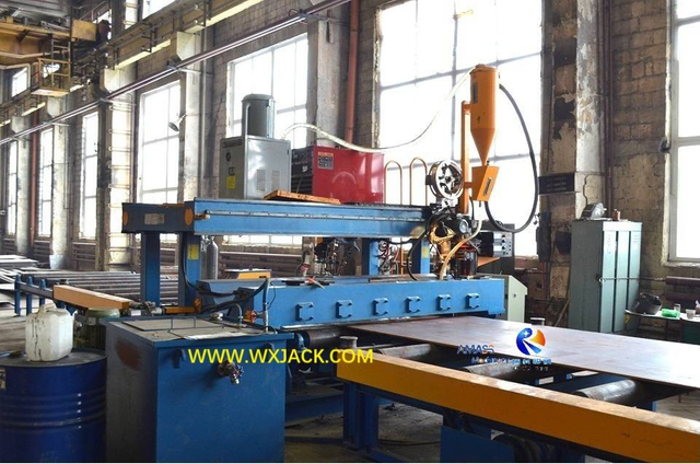 M&aacute;quina de soldadura a tope plana con placa de acero Fig4 2 5