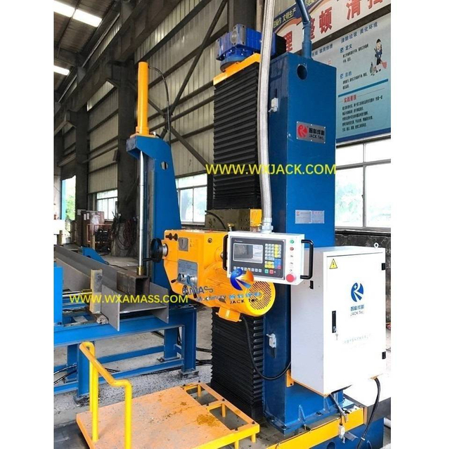 10 Fresadora frontal CNC 143