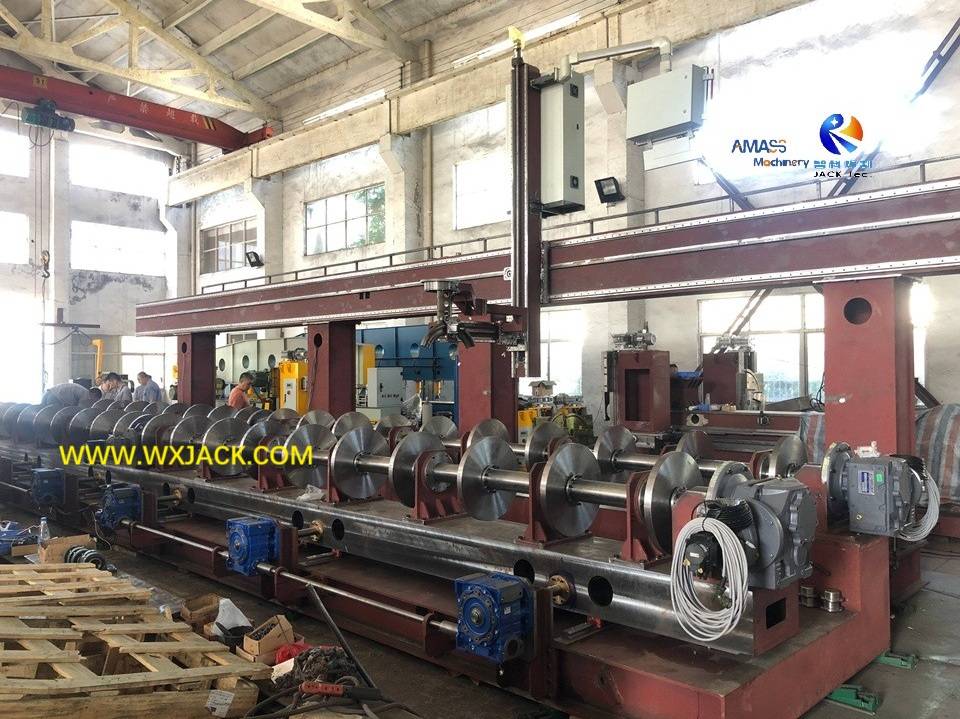 Máquina cortadora de tubos CNC con llama de plasma