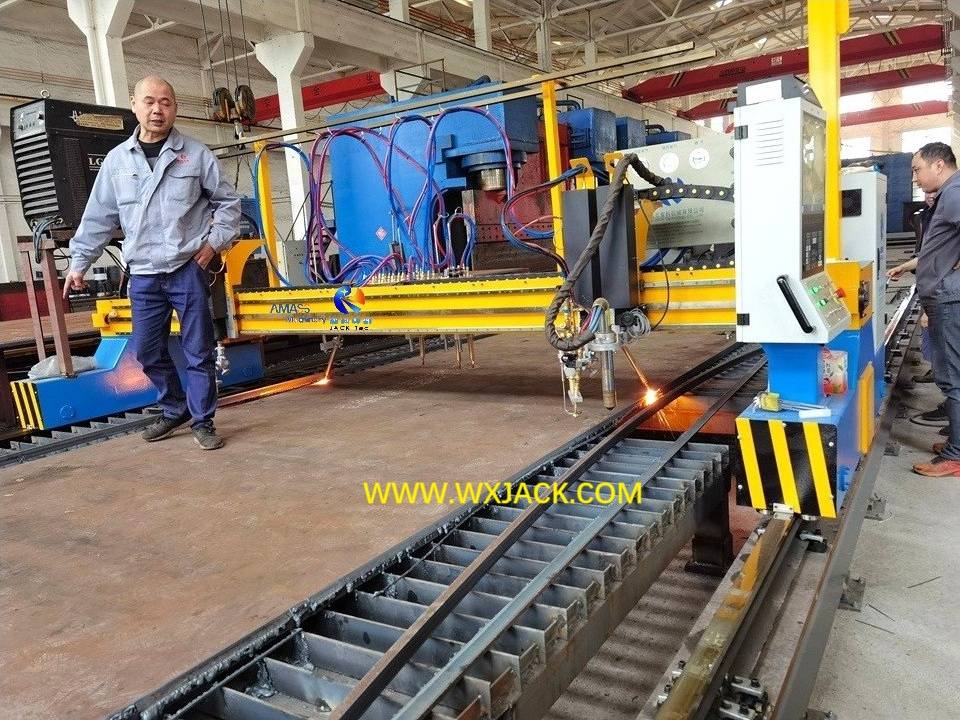 F1 Máquina de corte de plasma de llama CNC 103