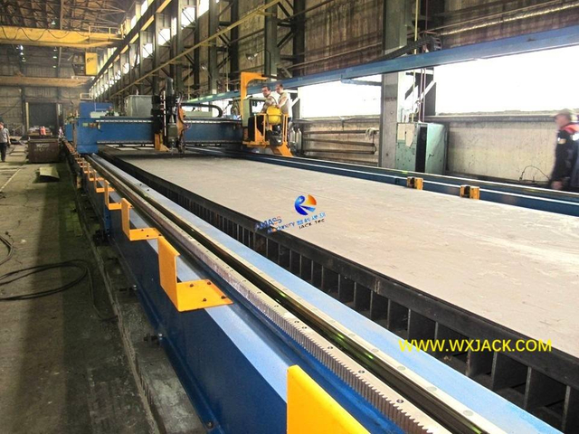 8 Máquina de perforación y corte de placa CNC 13 IMG_4754