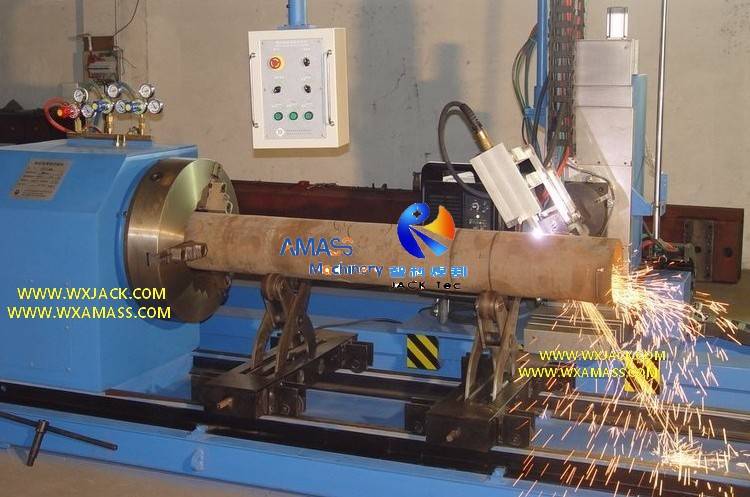 Cortadora complicada de la intersección del tubo del CNC del accesorio de la garra del control