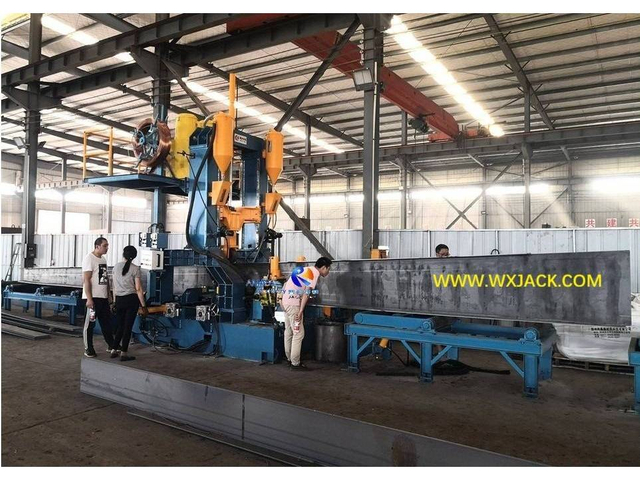 6 M&aacute;quina soldadora de vigas H tres en uno 80