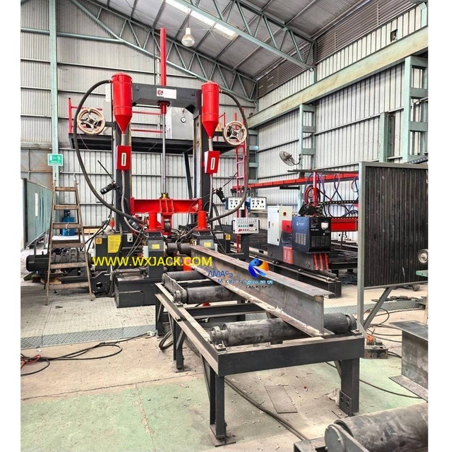 6 M&aacute;quina soldadora de vigas H tres en uno 74