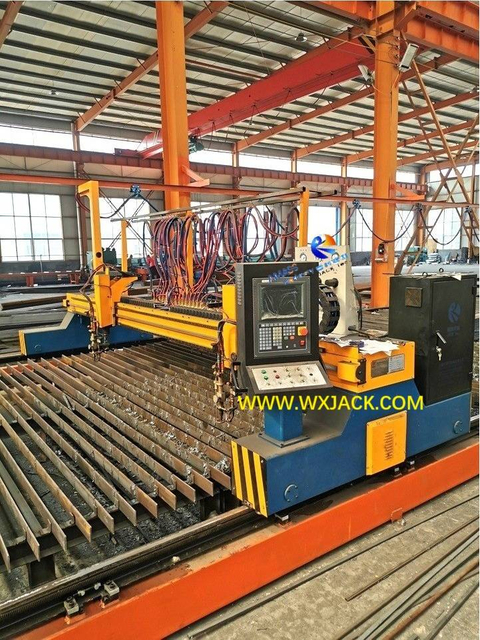 12 M&aacute;quina cortadora por llama de tiras CNC 27