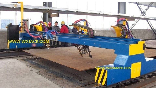 3 Máquina cortadora por llama CNC 1