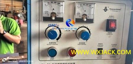 Fig. 14 M&aacute;quina soldadora de vigas en H tres en uno 7