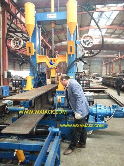 11 Máquina de fabricación de vigas en H 3 en 1 14