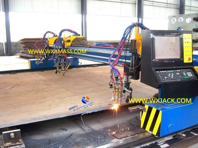 4 Máquina cortadora triple de combustible de oxígeno CNC 10- 100_8376