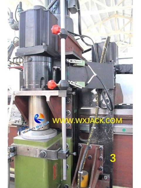 3 Máquina de corte y perforación de CNC 15 IMG_2768