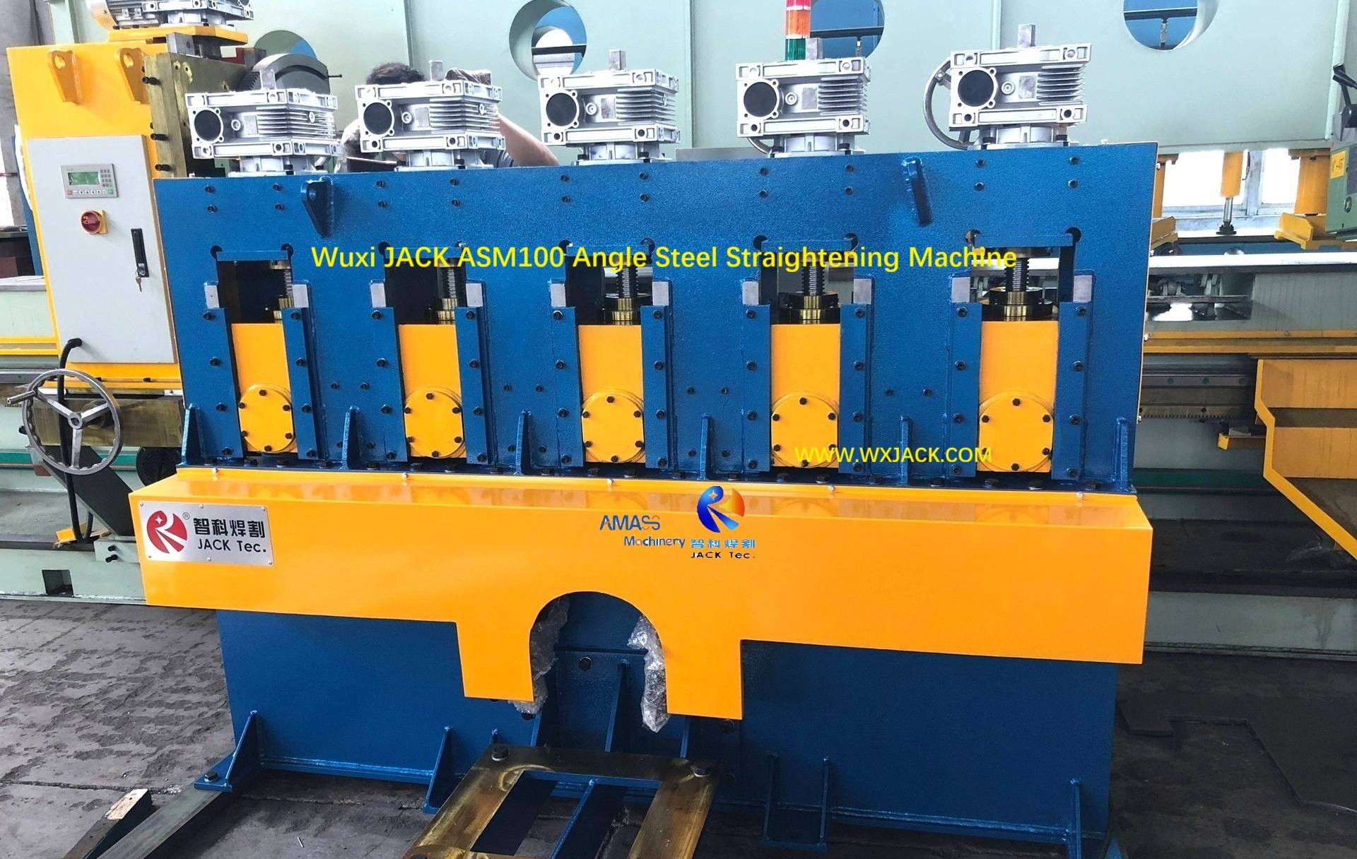 1 Angle Steel Straightening Machine 6 IMG_4157