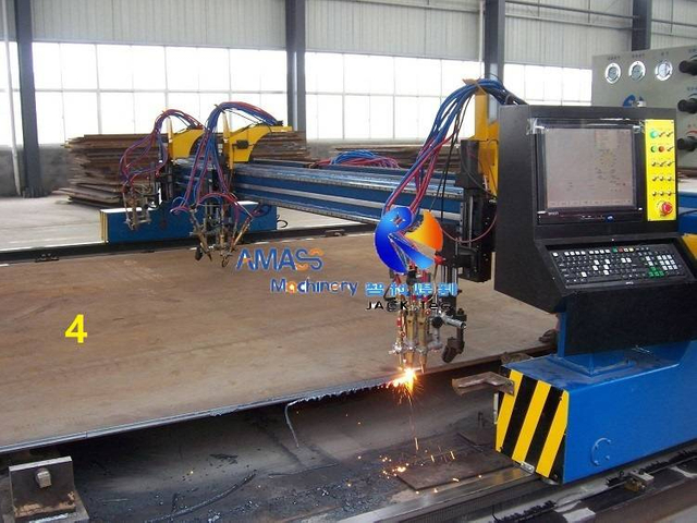 4 Máquina de corte por llama de plasma CNC 10- 火焰三割炬- 100_8376