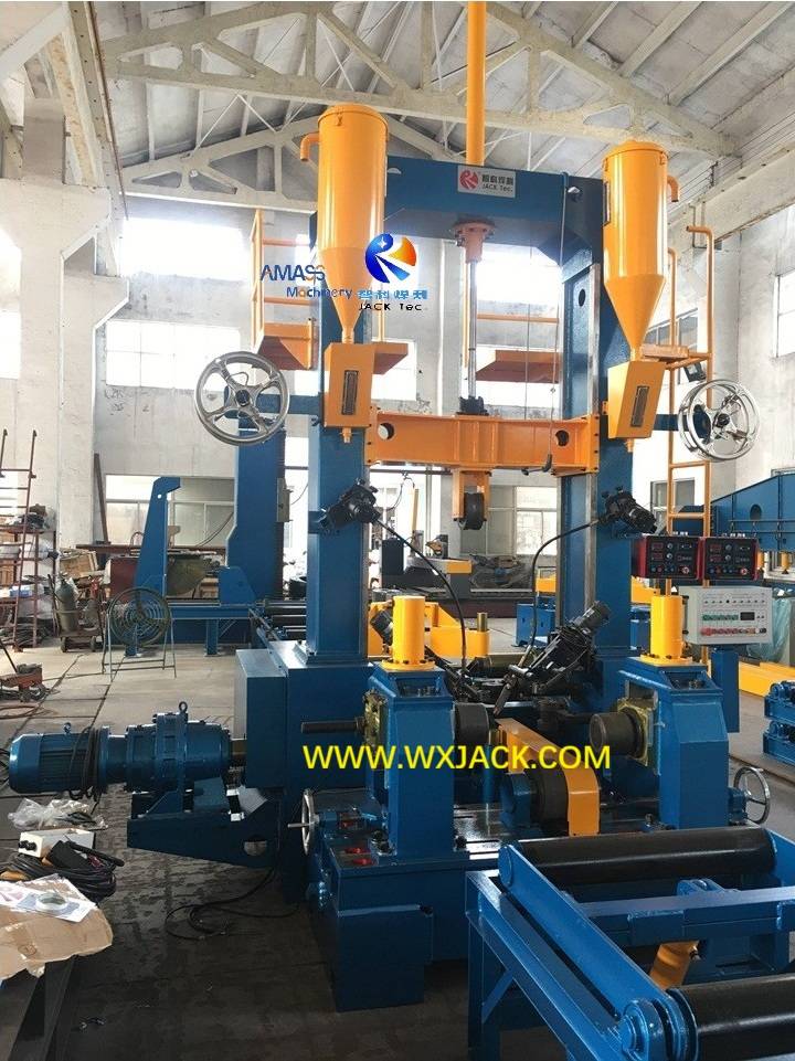 Máquina de soldadura para fabricación de vigas 3 en 1 H