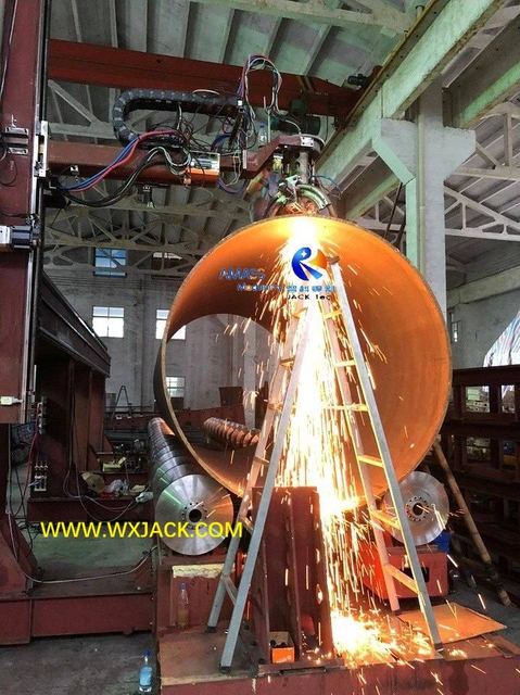 M&aacute;quina cortadora por llama de tubos CNC grande de 2 y 7 ejes 57 IMG_4577