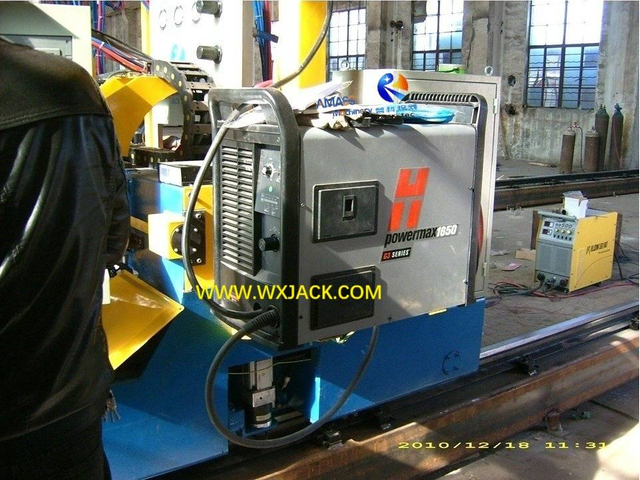 4 Máquina de corte de plasma CNC 11