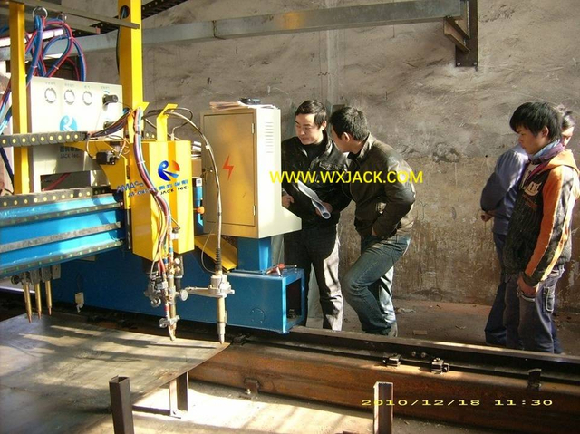 3 Máquina de corte de perfil de Plasma CNC 10