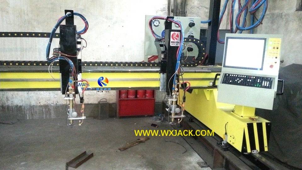 Máquina de cortar la llama de la tira CNC
