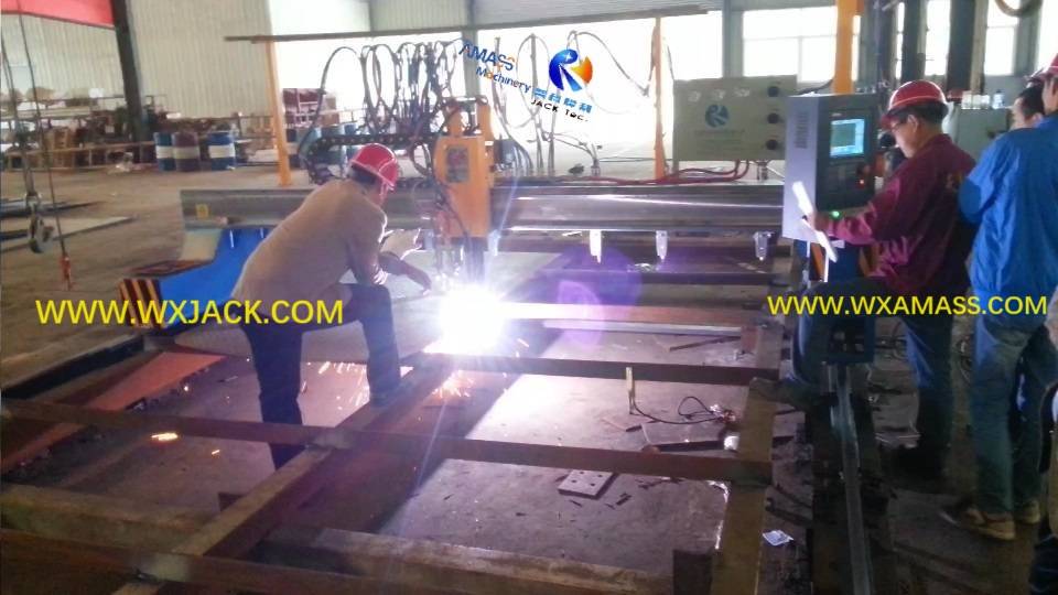 1 CNC Plasma Cutter CNC Cutting Machine 3.jpg