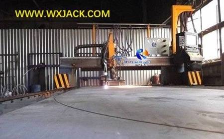 Fig1 Máquina de corte de plasma CNC 25 25