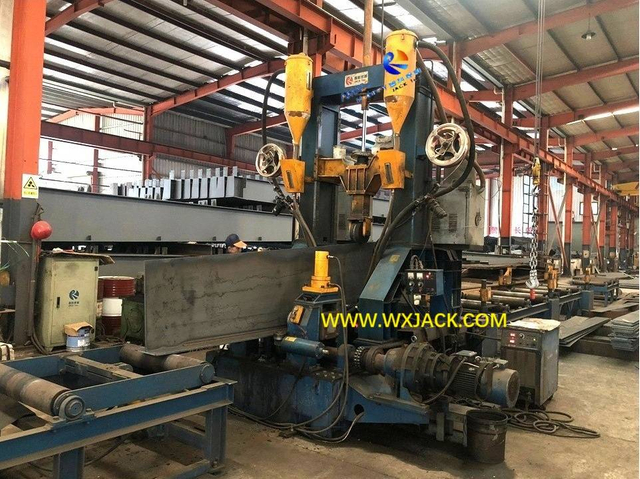 M&aacute;quina de alisado de soldadura de ensamblaje de viga de 3 3 en 1 h 1