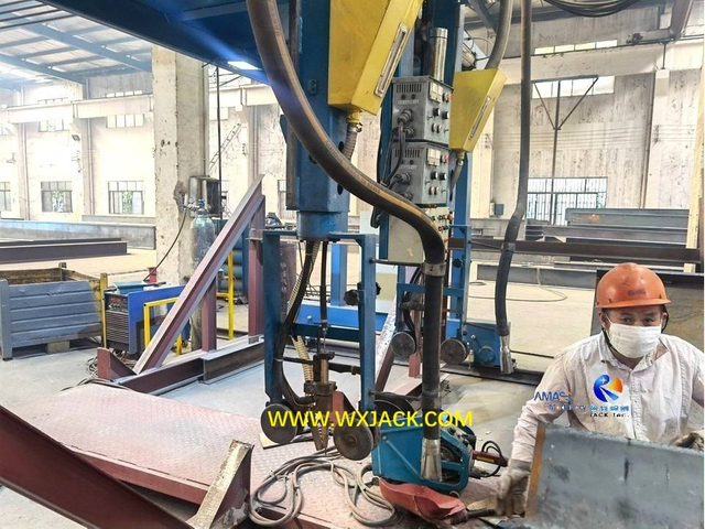 M&aacute;quina de soldadura con sierra de p&oacute;rtico para vigas IH 33 IMG_20211028_103539