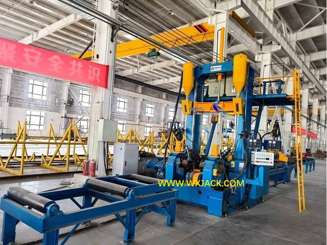 8 M&aacute;quina soldadora de vigas en H tres en uno 18