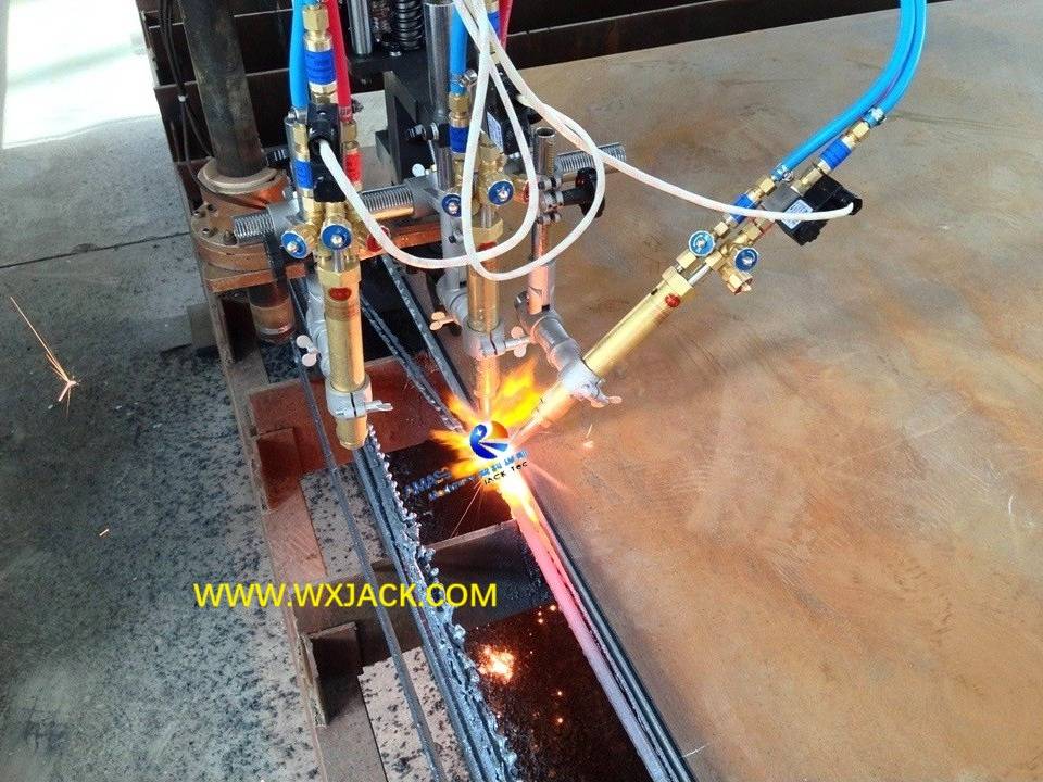 2 CNC Triple Flame Plasma Cutting Machine 15